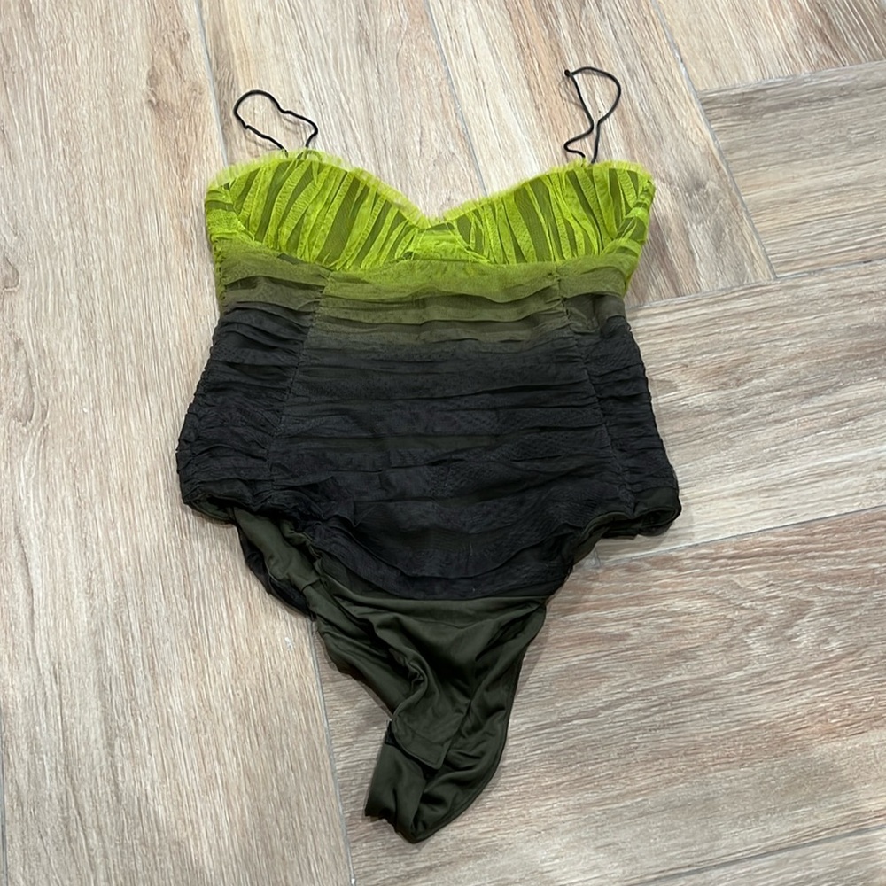 🌸3 for $20 Zara ombré body suit